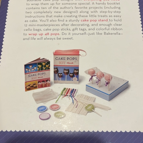 Babycakes Cake Pop Maker and Cake Pops Kit - Picture 4 of 4